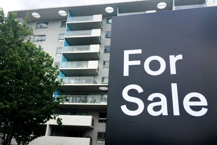 There are more properties on the market now than at any time since 2012 — and no-one's buying