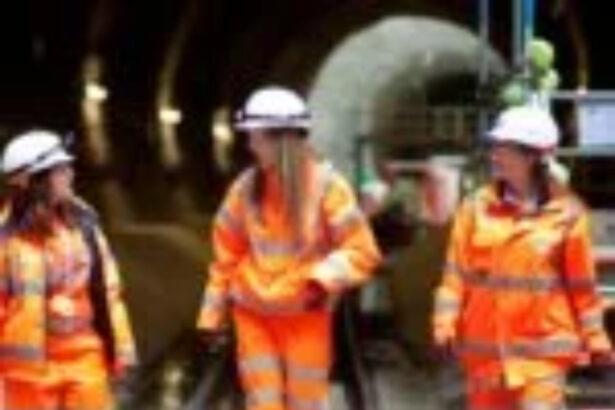 7 Ways Women in Construction Can 'Pave the Way' in Their Male-Dominated Field