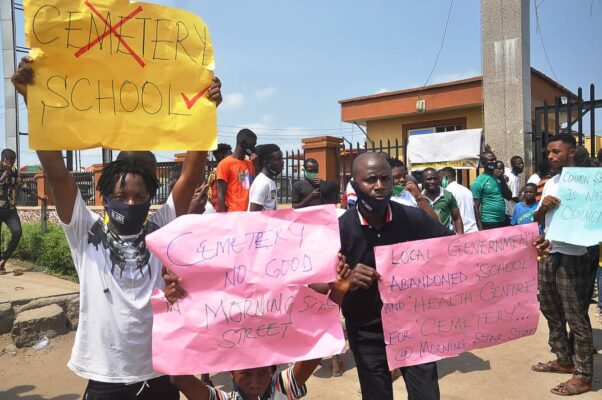 Ejigbo residents protests against siting of cemetery in the area 602x400 1