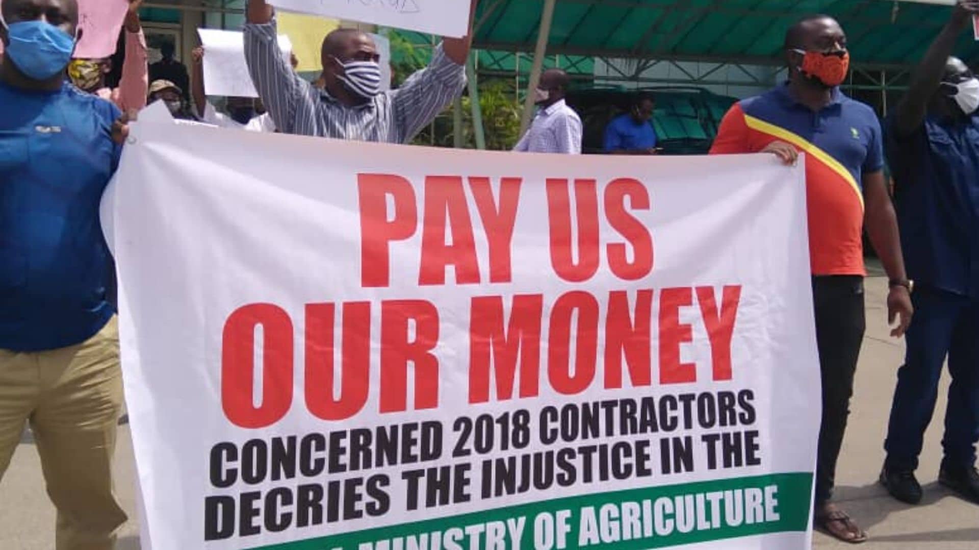 Contractors Besiege Finance Ministry, Protest Unpaid Contracts