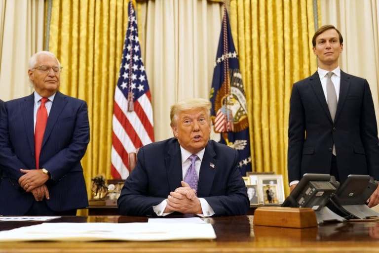 Trump orders US govt to only construct ‘beautiful’ buildings