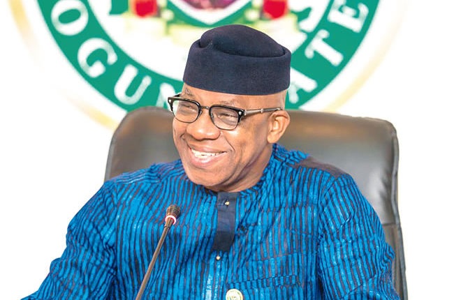 Abiodun meets contractor, Federal Controller of Works over incessant accidents on Lagos-Ibadan expressway