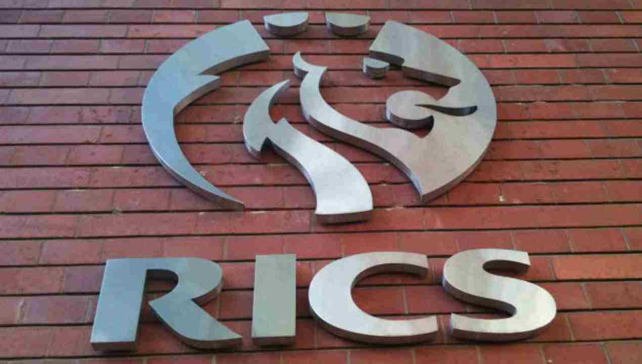 (RICS) urged stakeholders to adopt green building design.