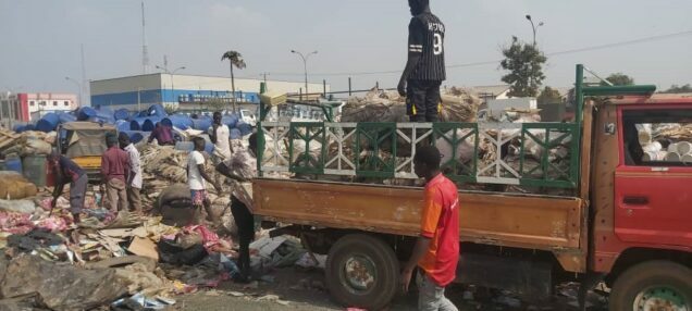 Ogun begins demolition of shanties along Lagos-Ibadan express way