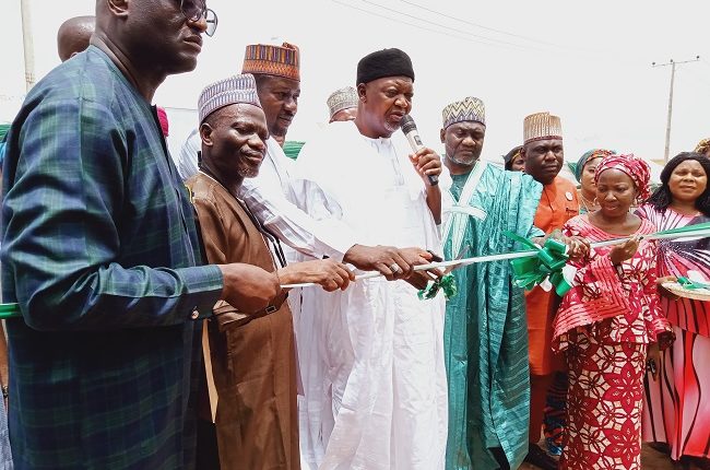 FG Commissions 76 Housing Units In Kogi