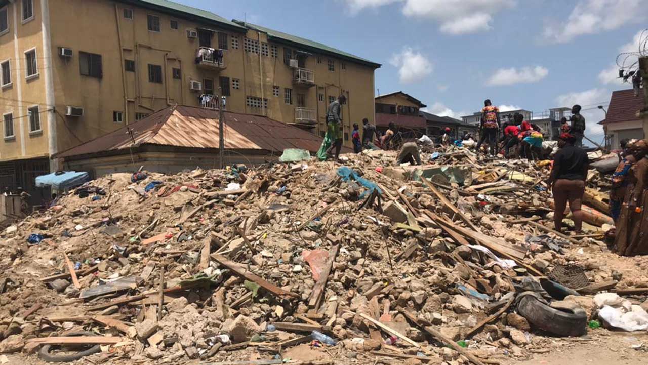 Rainstorm hits Damaturu, killing 5 people and destroying several homes.