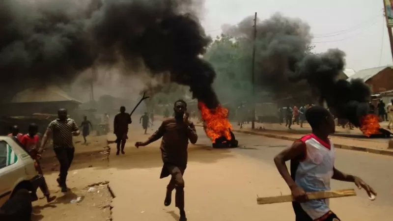 Breaking: Gov Tambuwal declares curfew in Sokoto as Tension rises over Deborah Samuel’s murder.
