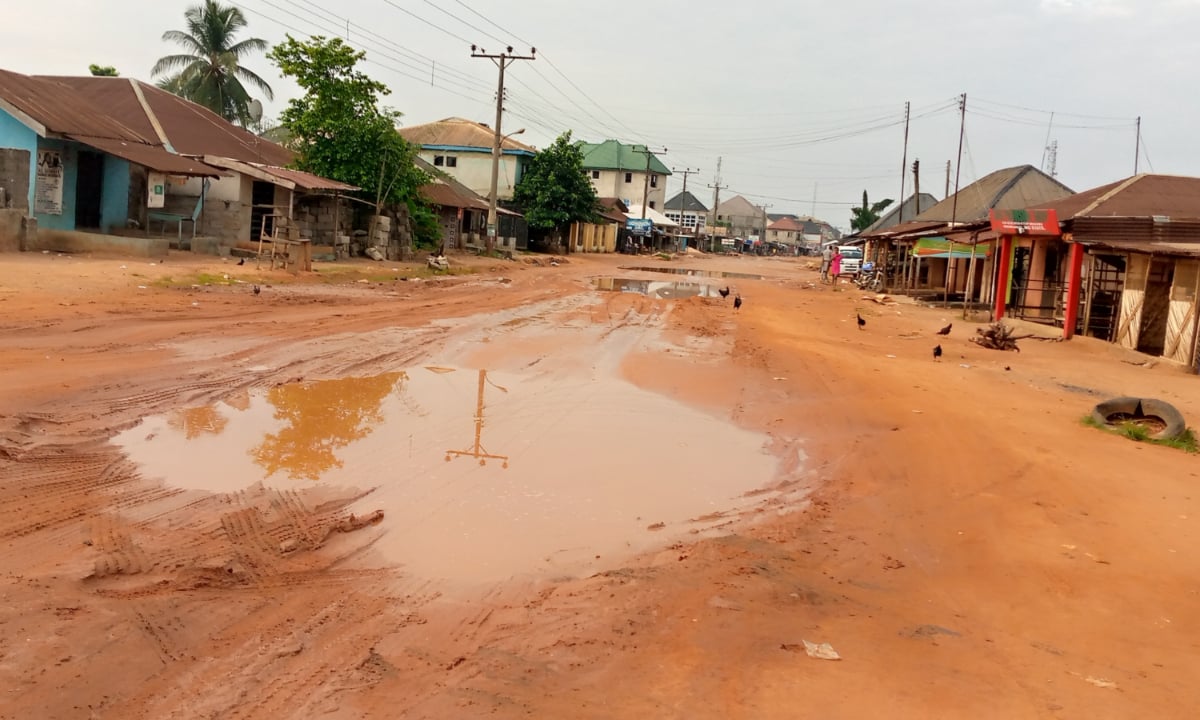2 years after Buhari commissioned Nekede-Ihiagwa road, commuters groan