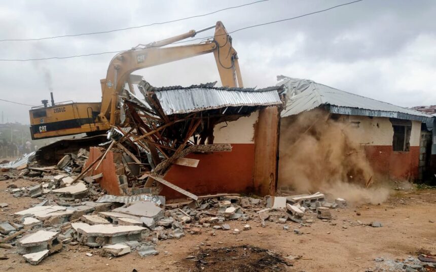 Lagos gov't demolishes illegal shops under powerline, road setbacks