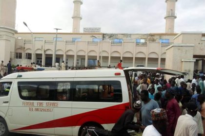 Zaria Central Mosque collapses