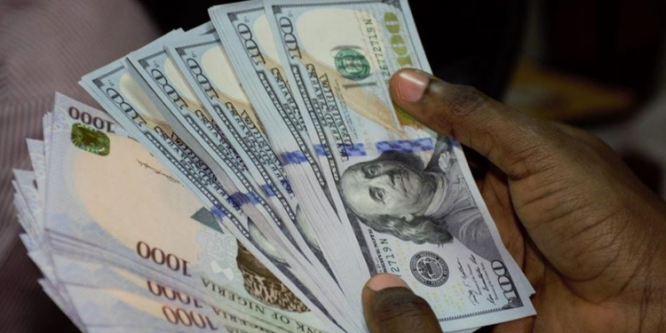 Exchange rate crashes to N983/$1 as forex traders say there is no dollar to sell