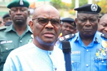 The Federal Capital Territory (FCT) Minister, Nyesom Wike, has intervened in the escalating dispute among Apo Traders’ Associations over land allocation